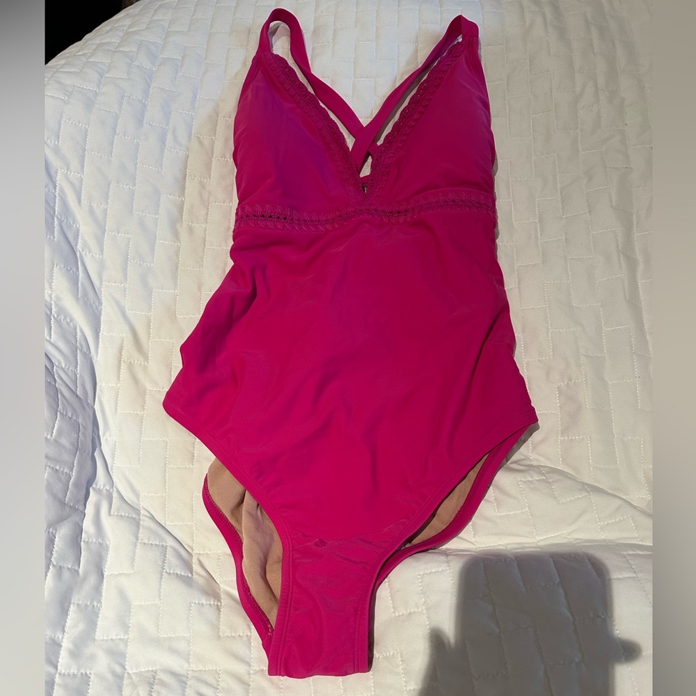 KONA SOL (12-14) LARGE Crochet Shell Stitch One Piece Swimsuit NEW $40